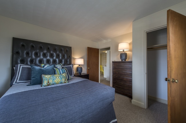 Photo - Mass Ave 333-Allen Street Apartments