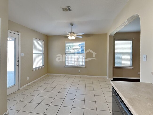 Photo - 631 Tom Kemp Dr