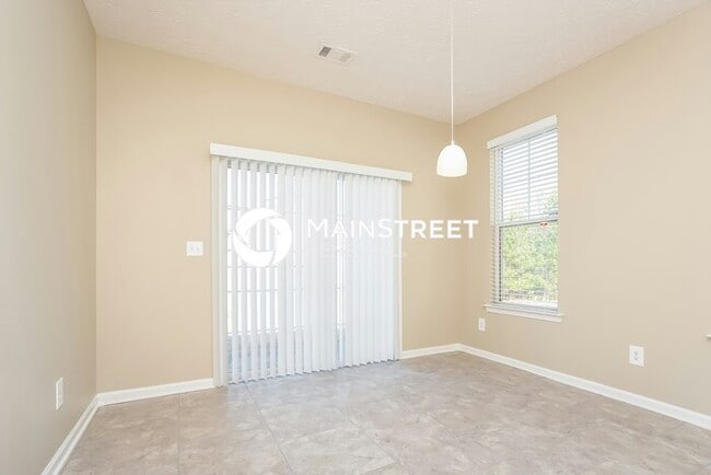 3 Bedroom Pet-Friendly Home in Atlanta, GA with Main Street Renewal