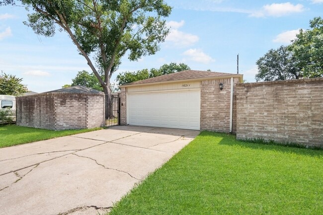 Photo - 16211 Olive Glen Dr