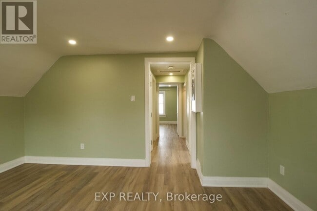 Photo - 1243 Langmuir Ave