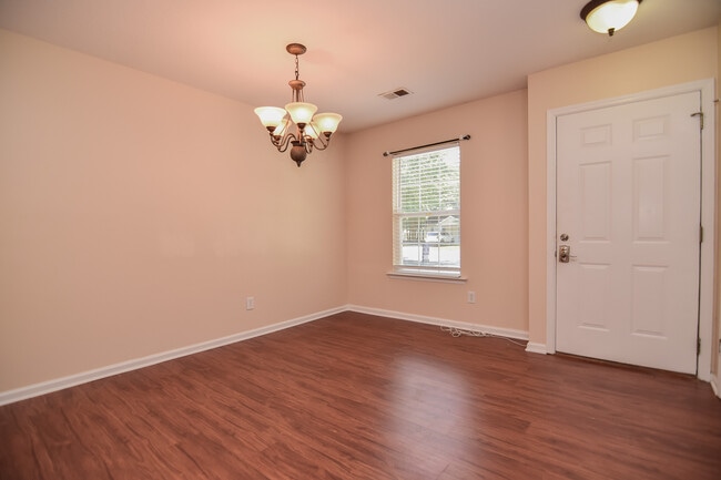 Photo - 7898 Montview Rd