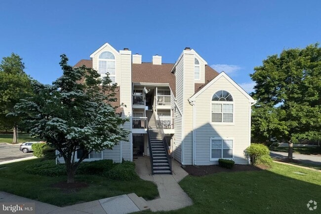 Building Photo - 15839 Easthaven Ct Unit 108 Rental