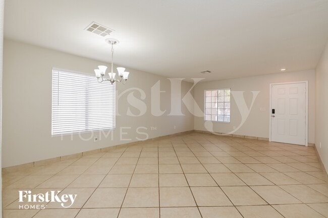 Photo - 692 Rising Brook Dr