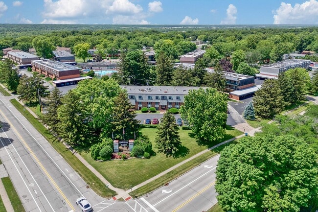 Photo - Homewood Manor