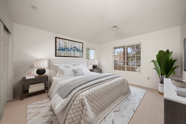 Photo - 1522 W Tenth Ave