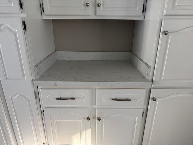 Photo - Mattydale 3 BR ranch 1.5 baths, attached g...