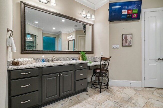 Building Photo - 27411 Hazy Landing Ct