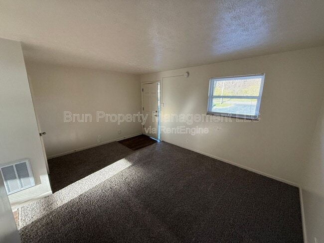 Photo - 4227 Coster Rd Unit 15