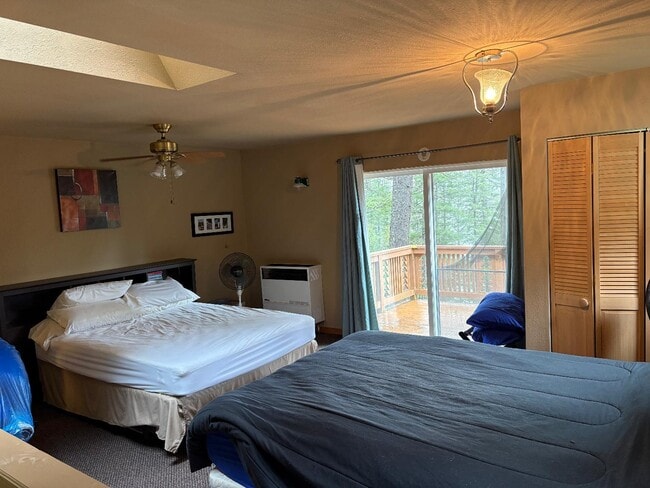 Photo - 480 Rattlesnake Wy