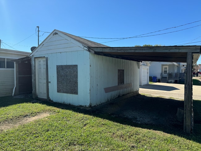Photo - 2601 Elmo Ave