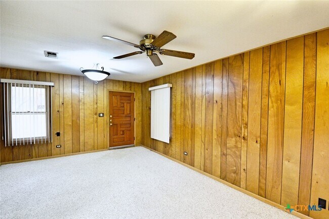 Photo - 1190 Fredericksburg Rd