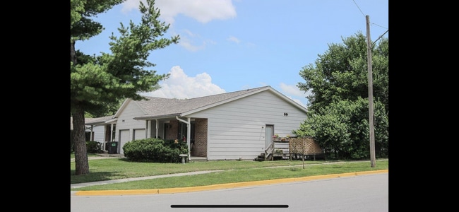 Side - 3422 West St Unit 3422