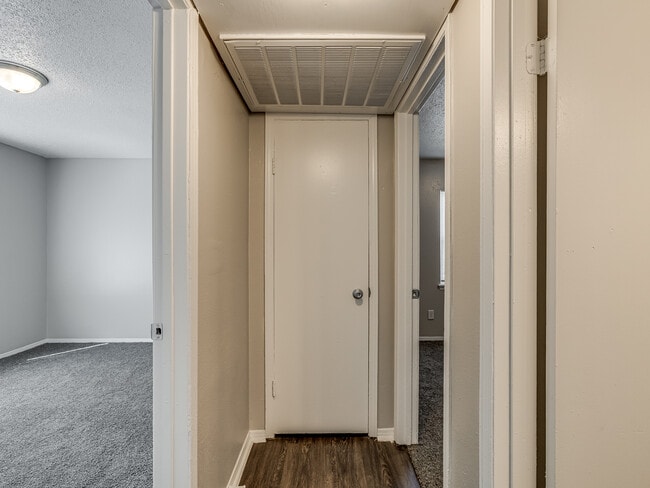 Sandhills - Hallway