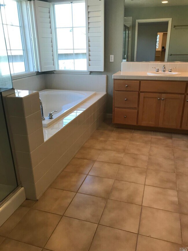 Photo - 80 Pinheiro Cir