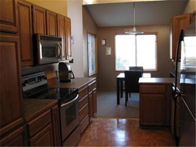 965 W Nickerson St Unit 41