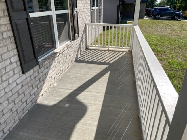 Photo - Maryville 37804 - 4 bedroom, 2 bath home - Call Ed Johnson 865-924-5045