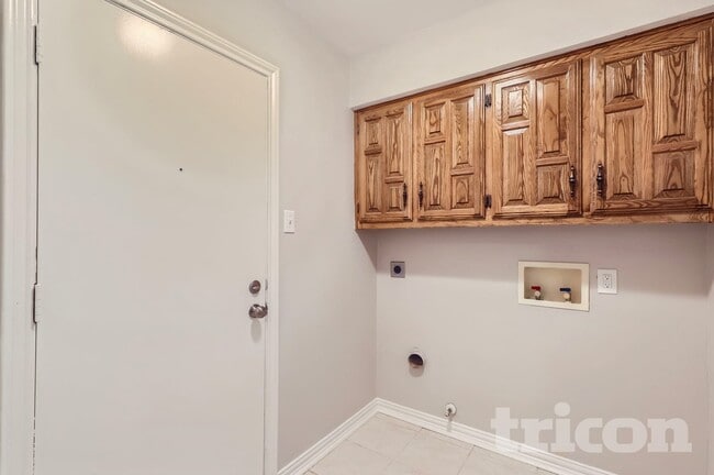 Photo - 2113 Tampico Dr House