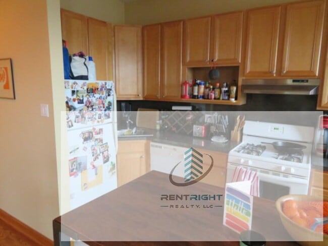 Photo - 1357 N Ashland Ave Unit 3C