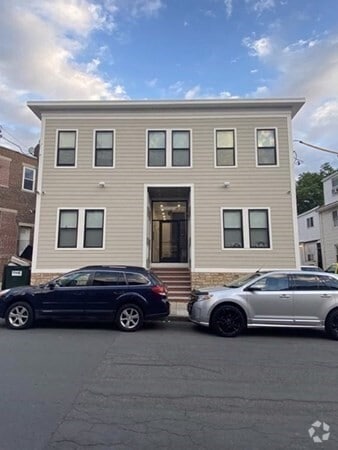 Building Photo - 9 6th St Unit 1 Rental