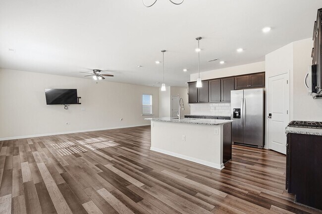 Photo - HOLIDAY INCENTIVES APPLY FOR THIS PROPERTY- AVAILABLE NOW! BEAUTIFUL 2 STORY HOME IN FUQUAY-VARINA