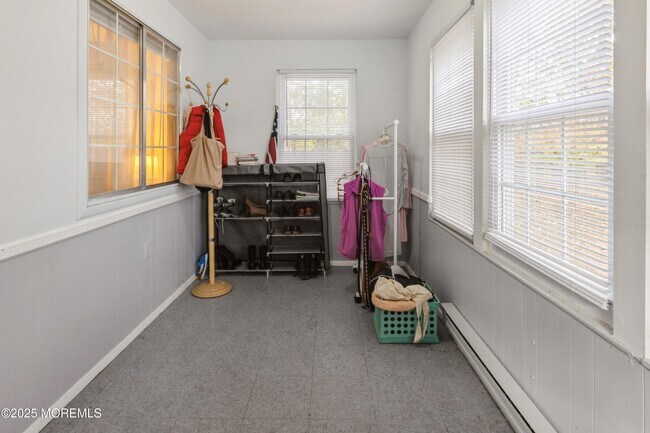 Photo - 6C Pembroke Ln