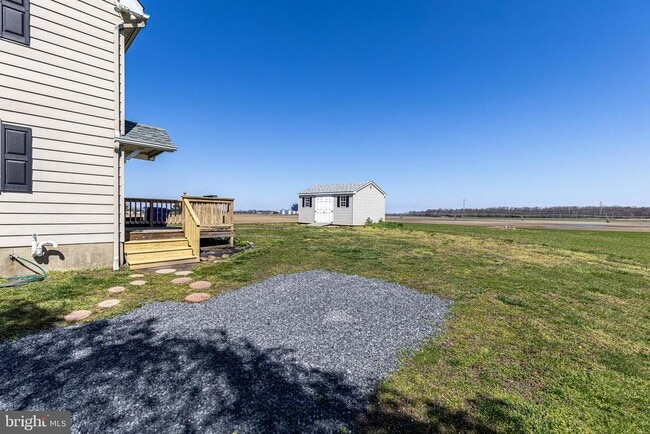 Building Photo - 230 Landing St