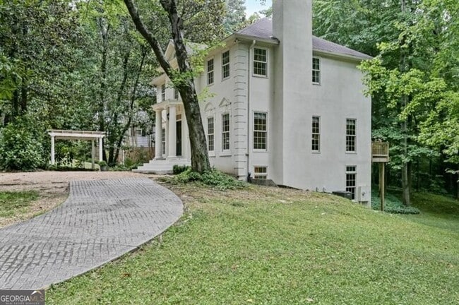 Photo - 2967 Slaton Dr NW