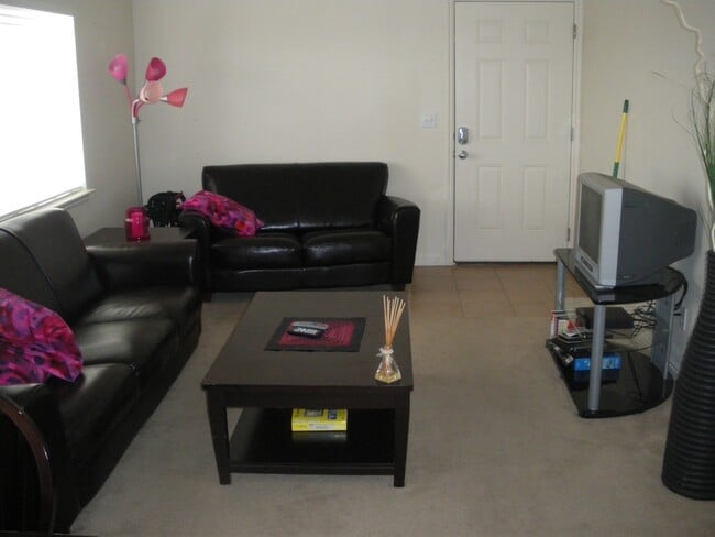 Photo - TG315 Unit B