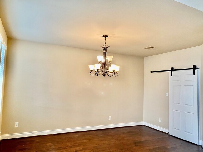 Photo - 25503 Lockspur Dr