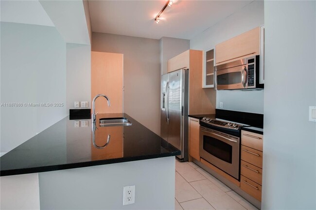 Photo - 951 Brickell Ave Unit 1402