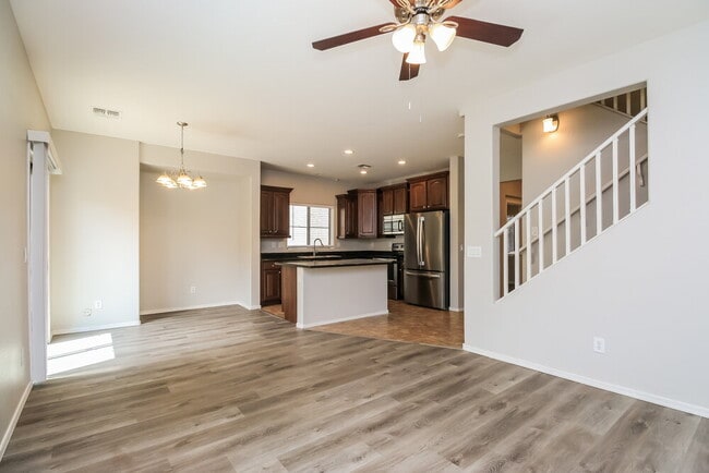 Photo - 4697 E Redfield Rd