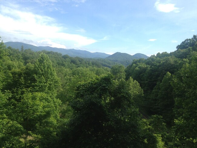 Beautiful Mountain Home with Long Range Vi... - Beautiful Mountain Home with Long Range Vi...