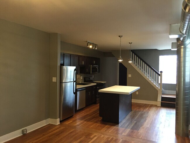 Photo - 6333-6335 Bartlett Unidad 6335