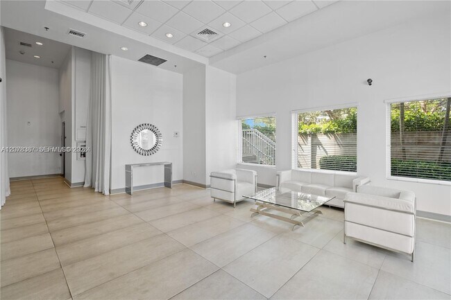 6362 Collins Ave Unit 310
