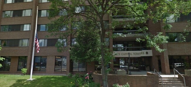 Building Photo - 470 Broad St Unit #470