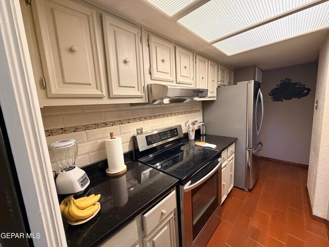 Photo - 6201 Escondido Dr Unit 17E