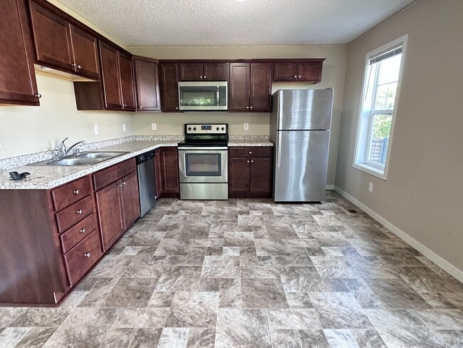 Photo - Champlin Corner Unit Town Home, 2 Car Garage, Dishwasher, Washer/Dryer, Balcony
