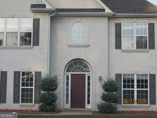 Photo - 305 Sunderland Cir