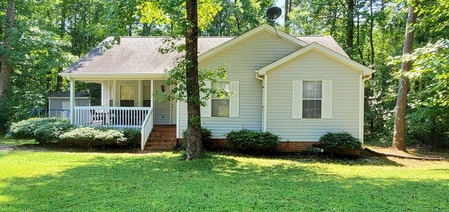 Building Photo - 5 Silver Spur Ct