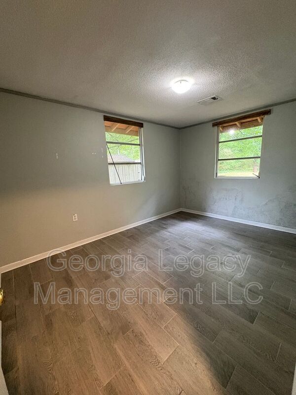 Photo - 2538 Cleveland Rd