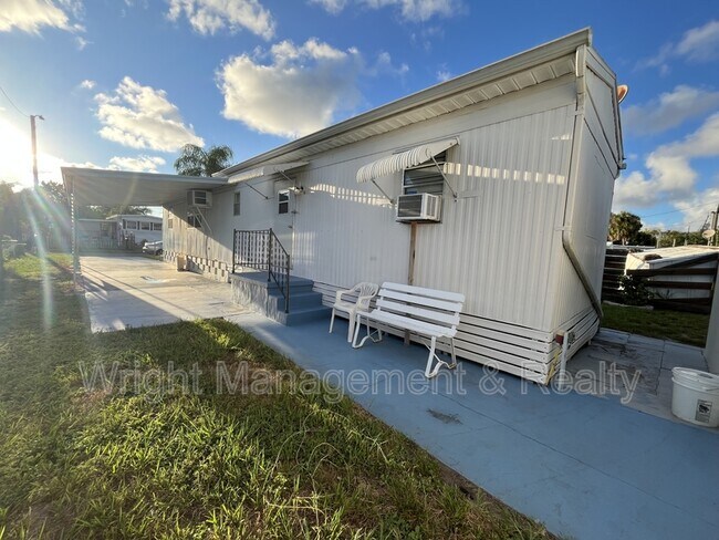 Photo - 2050 Lullaby Dr