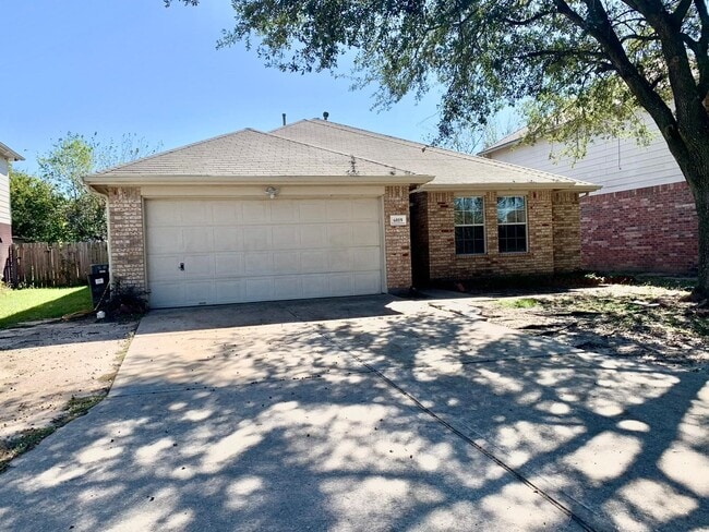 Building Photo - 6019 Fallmont Dr