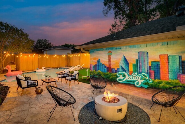 Beautiful home for your short or long term needs! - 9034 Gunnison Dr House