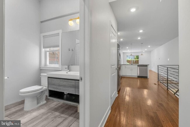 Photo - 1522 Mt Vernon St