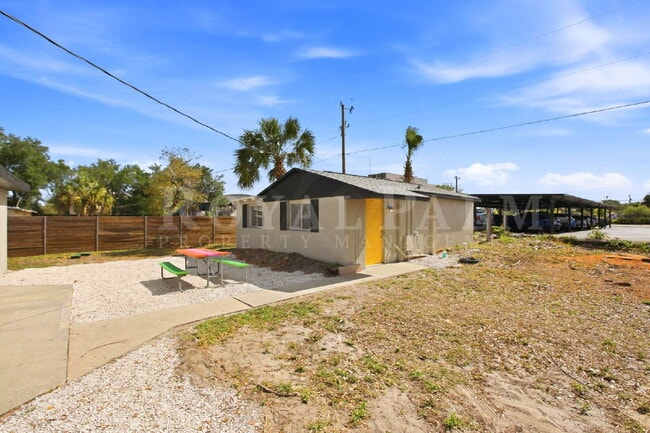 Photo - North Fort Myers has 99 Problems but this 1/1 Isn't It! Unit B, North Fort Myers, FL 33916