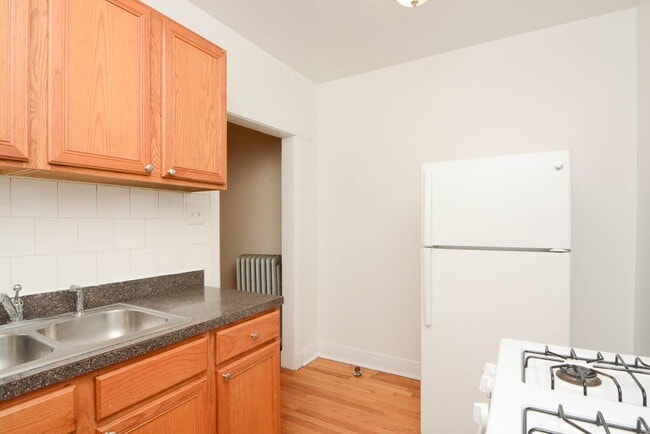 Photo - 2649 N Spaulding Ave Unit E2