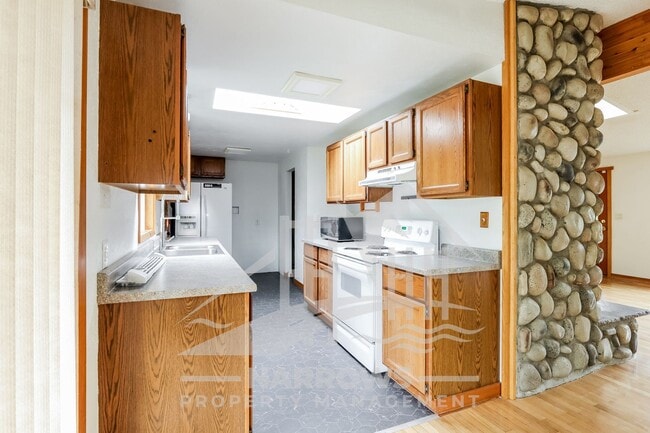 28821 18th Ave S