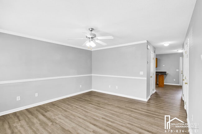 Photo - 141 Madison Pl