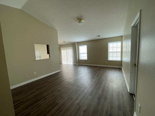 Photo - Charming 3-Bedroom Home in Oak Pointe – COMING IN JUNE!!!!!!!!!